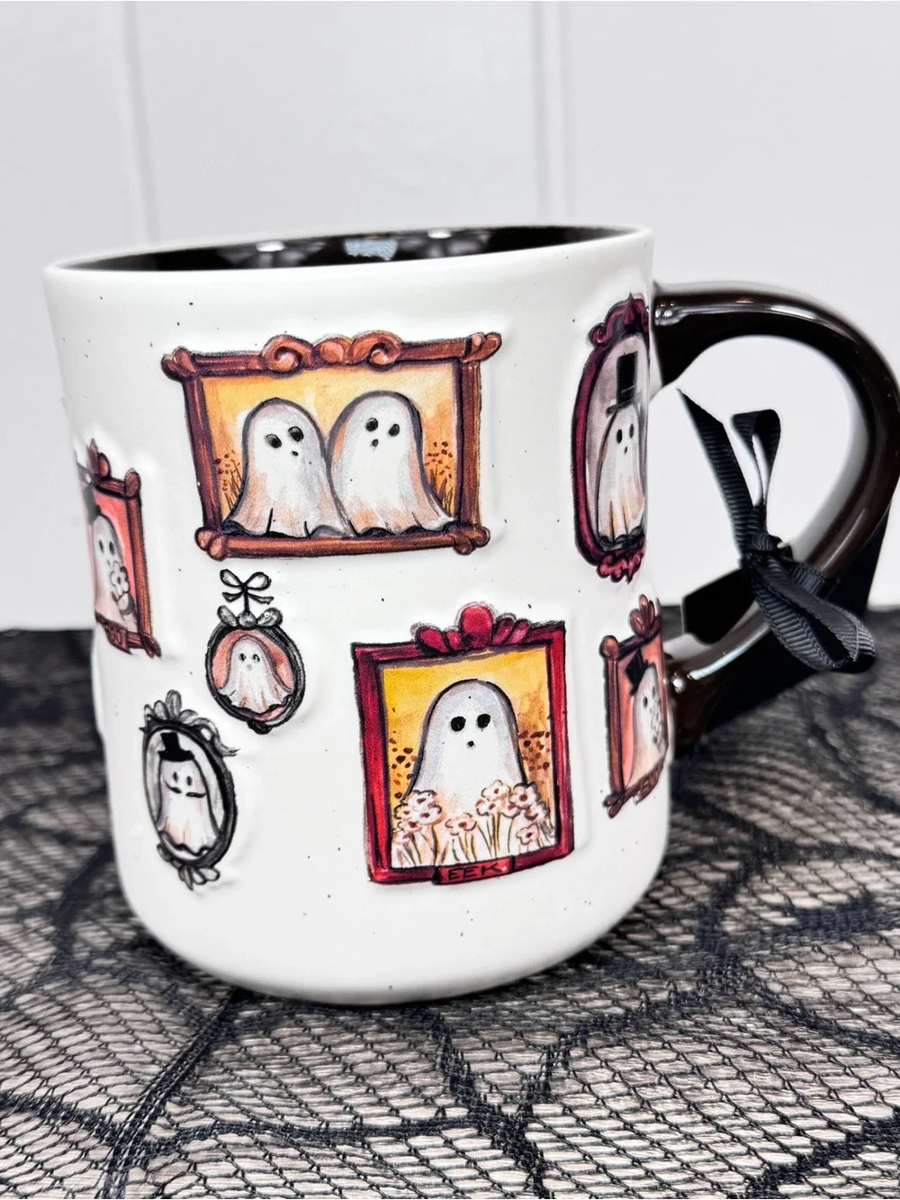 NEW Cobwebs & Cauldrons Ghost Portrait Picture Halloween Mug